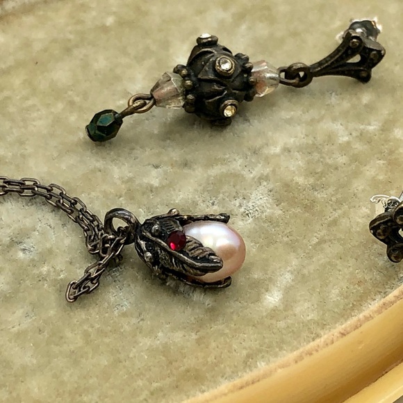 Vintage ORLY BARUCH Pearl Necklace & Rhinestone Earrings - Picture 17 of 17